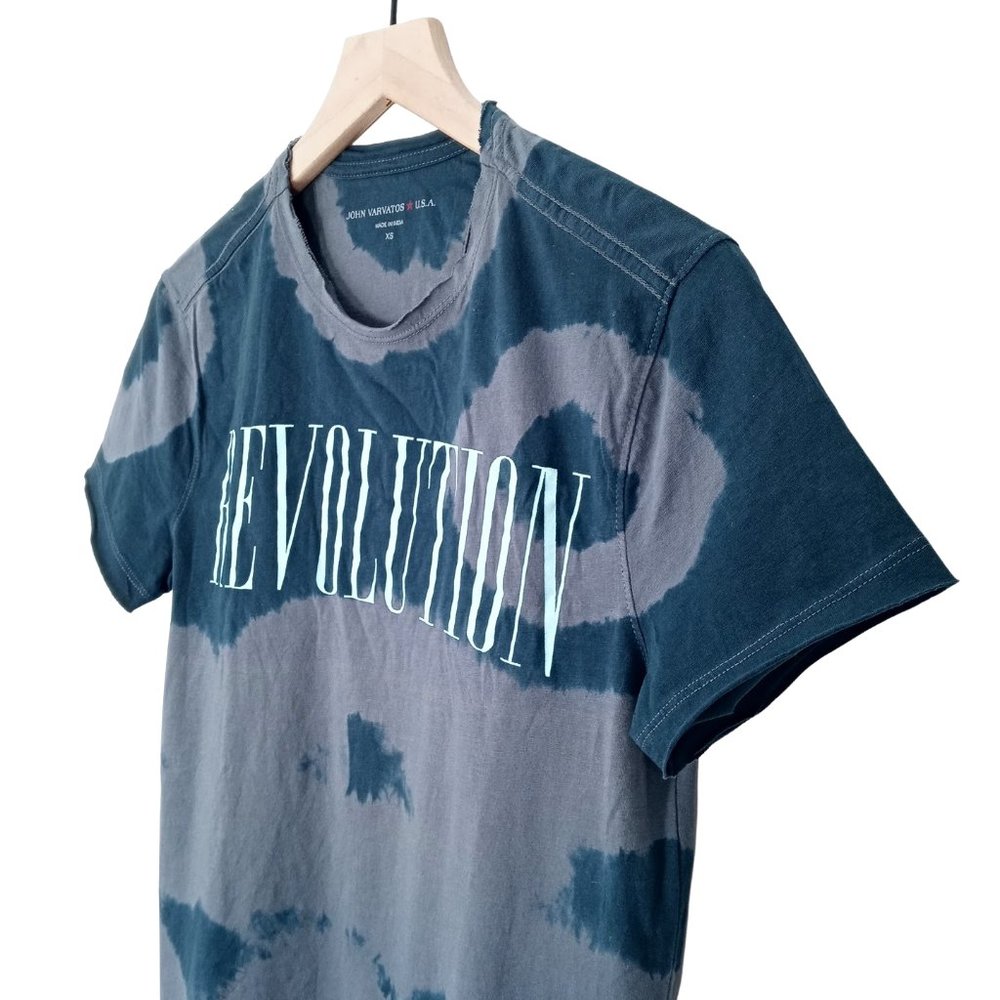 John Varvatos Star USA Mens REVOLUTION Graphic T-Shirt Gray Black Cotton Size XS - Picture 3 of 5